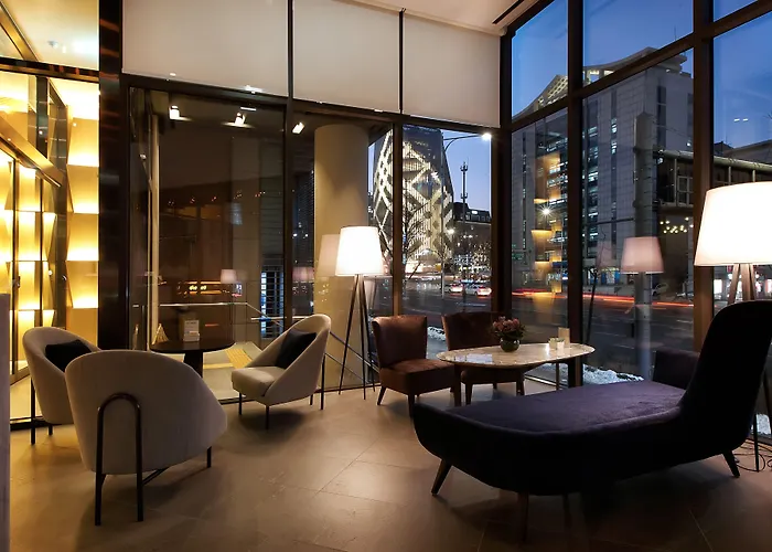 Hotel Entra Gangnam 3*